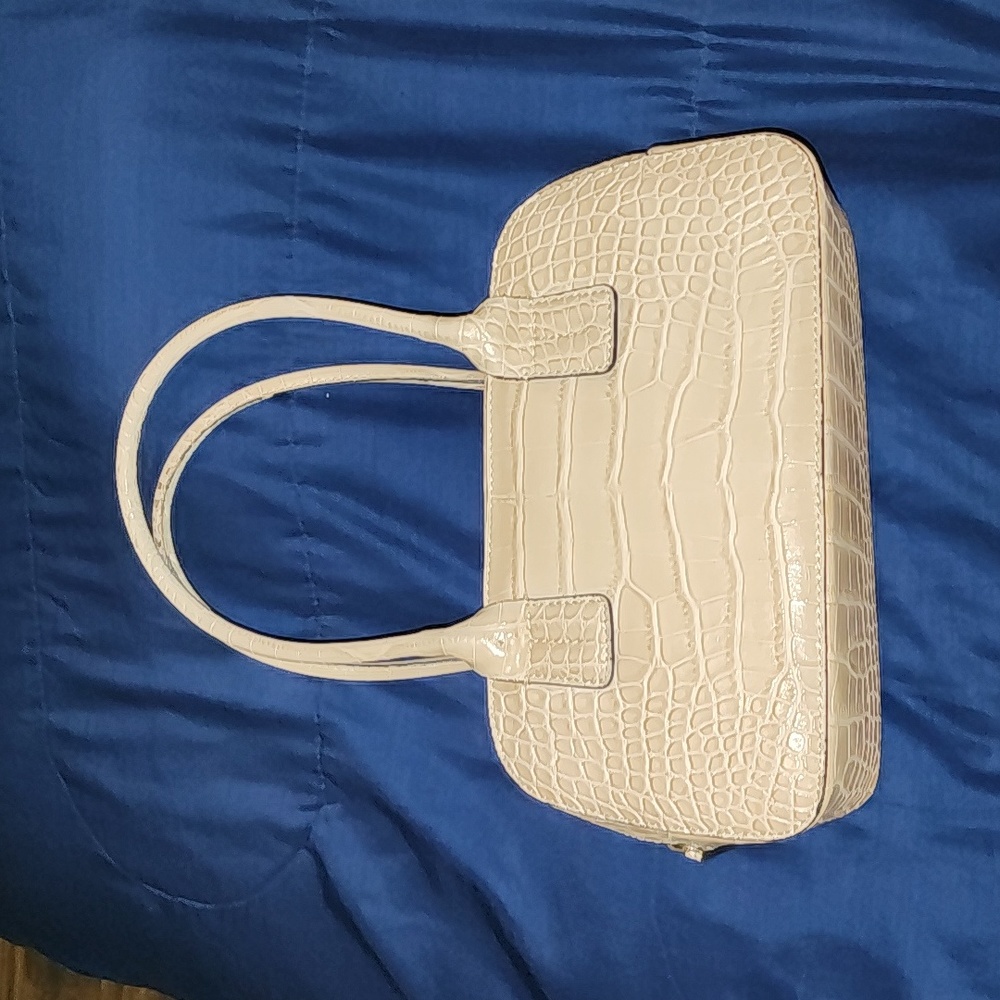 Tommy hilfiger alligator bag